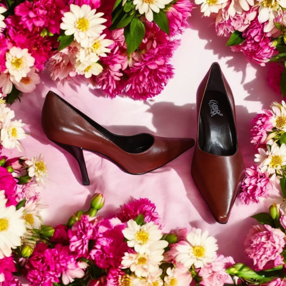 Elegant Brown Stiletto Heels with Glossy Finish